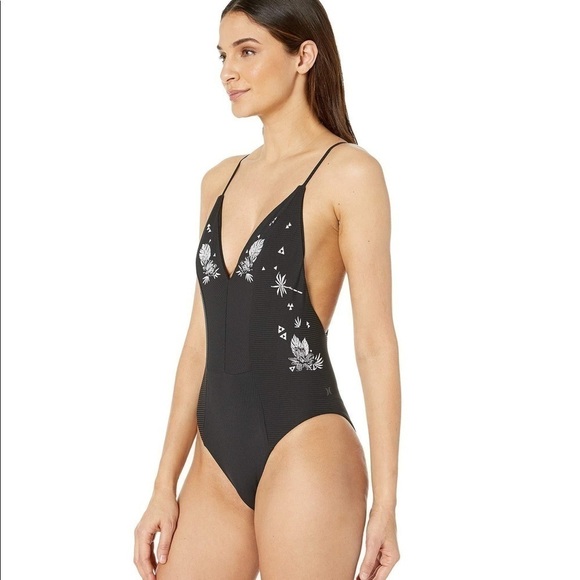 NWT HURLEY Ribbed Strappy One Piece Swim Suit - Picture 1 of 6